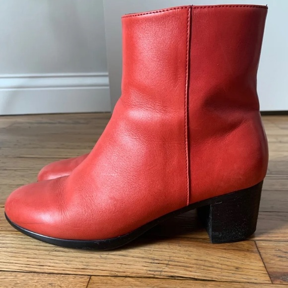 Hoop boots - Picture 3 of 5